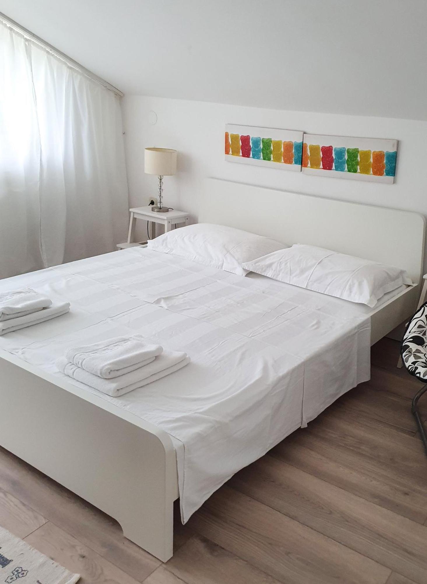 Apartments Lukas Novi Vinodolski Zimmer foto
